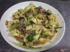 Bò xào bông cải