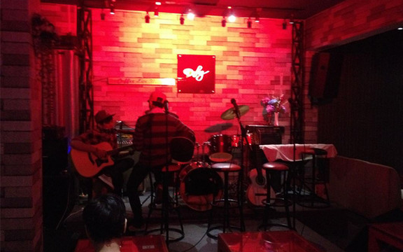 Darling Coffee Live Music