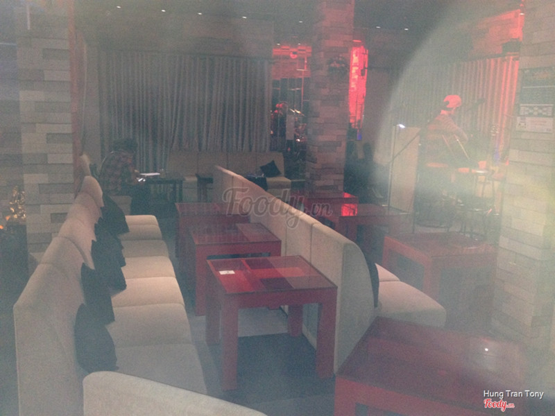 Khu vực khách  dưới nhà