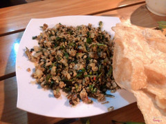 hến xúc bánh tráng