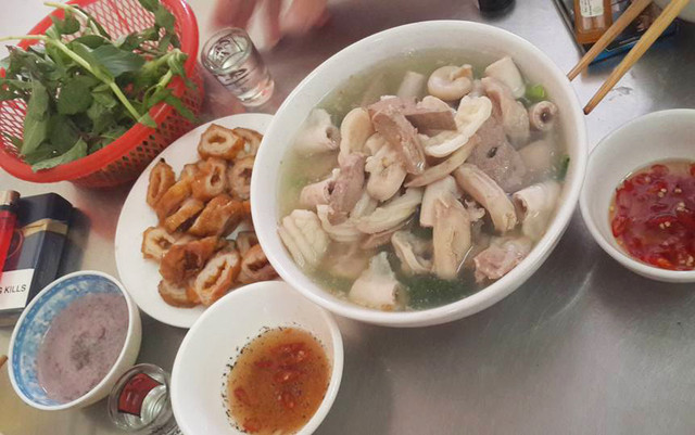 Điệp Yến - Cháo Lòng & Lòng Chần Cháo - 185 Hoàng Cầu Mới