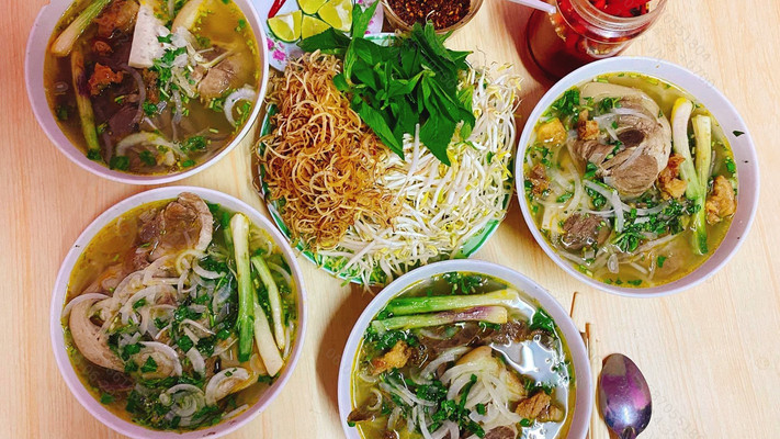 Bún Bò Dì Hai - Bún Bò Huế - Đào Duy Từ