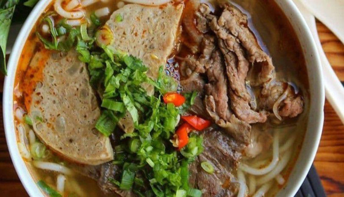 Phương Diễm - Bún Bò & Bò Kho - Trần Văn Mười