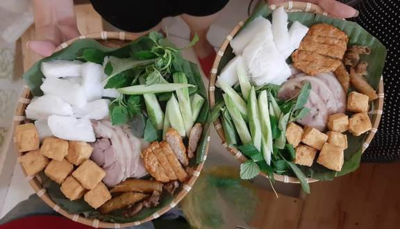 Bún Đậu Mẹt Phố Sài Gòn - Nơ Trang Long