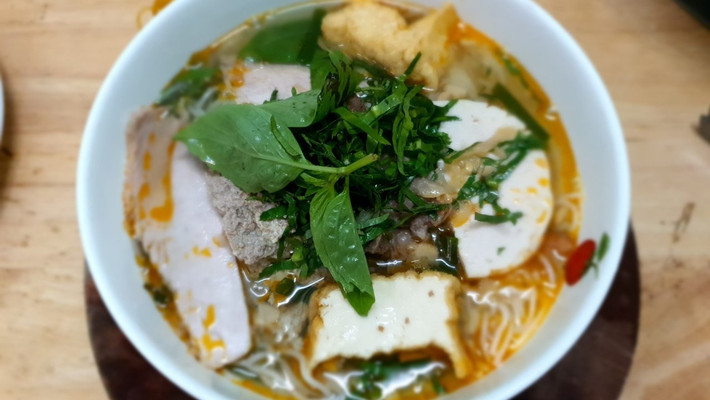 Như Ý - Bún Riêu & Gỏi Cuốn