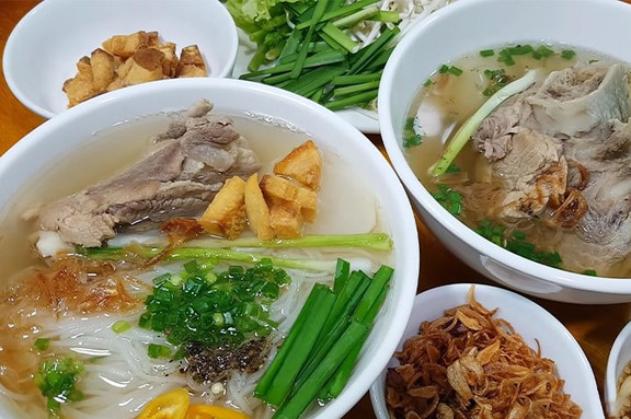 Ăn Vặt Nhà Gạo - Bánh Canh , Hủ Tiếu Xương & Trà Sữa - Trương Định