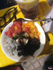 Tropical patbingsu