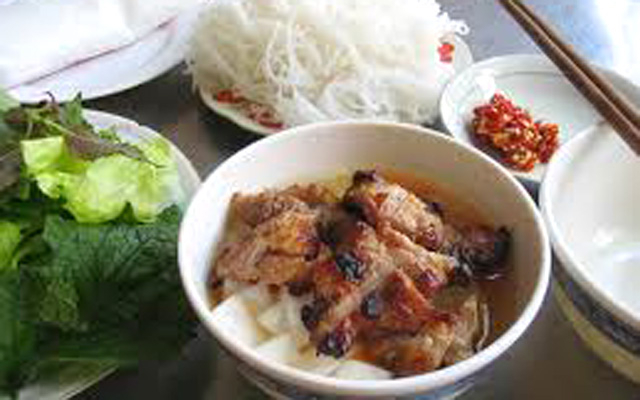 Tía Tô Đỏ - Bún Chả Ngon Nhất Hà Nội