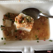 Bánh đúc mặn 55k/hộp có 3 miếng như thế này