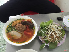 Bún riêu