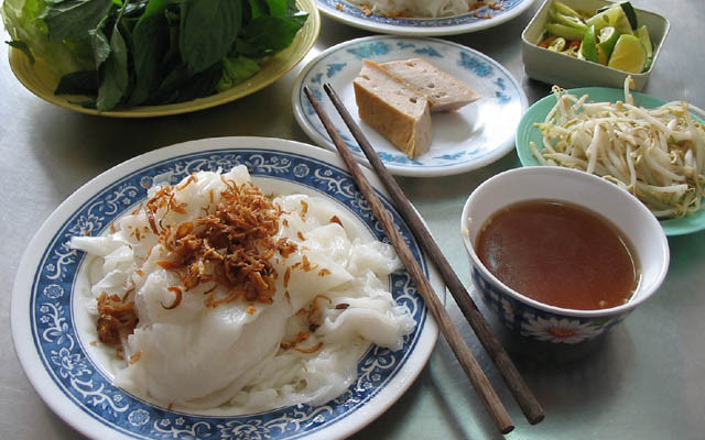 Bánh Cuốn Chả Nóng Cát Dài - Văn Cao