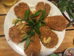 tôm mũ ni cháy tỏi