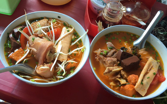 Canh Bún Cô Si