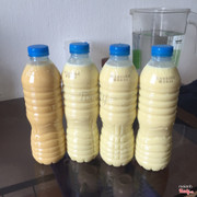 Sữa ngô nguyên chất, mát lạnh, bổ dưỡng, đảm bảo VSATTP.  20k/chai 0,5l. Freeship khu vực Thịnh Liệt, khu trung tâm hành chính quận Hoàng Mai. Liên hệ 0912922496. 