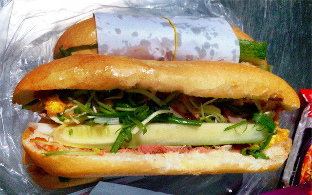 Bánh Mì Hương Móm - Đà Nẵng