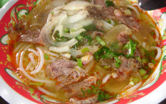 Bún Bò - 57 Lê Thành Phương