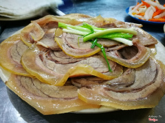 bò hấp cuốn bánh tráng