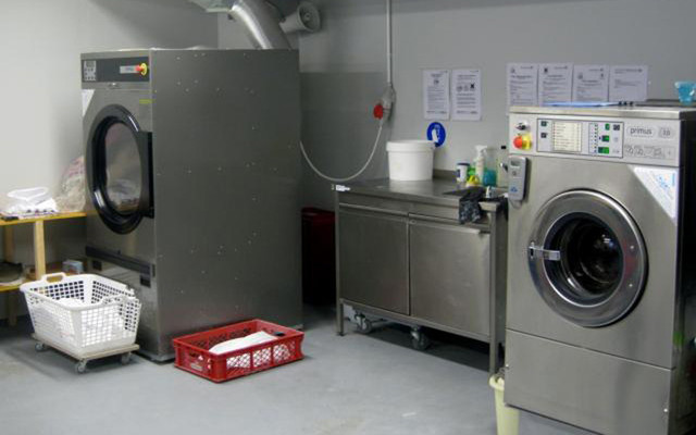 Giặt Ủi MT - Hậu Giang