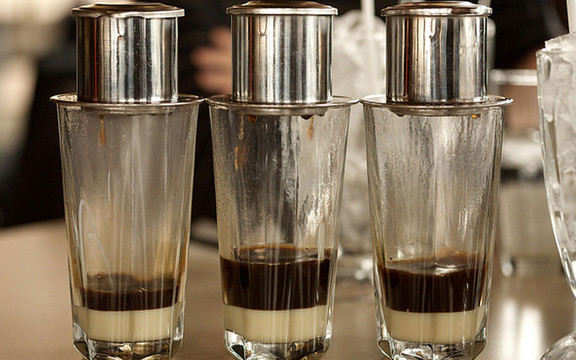 Bảy Bánh Cafe