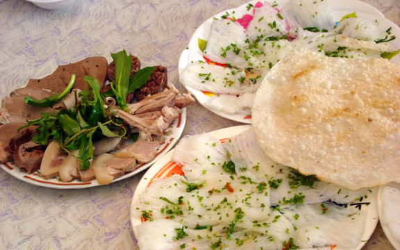 Bánh Hỏi Cháo Lòng Thu