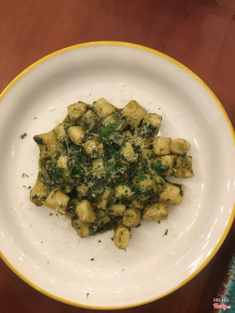 Gnocchi sốt pesto - pesto rất ngon nhưng gnocchi lại rất ngán