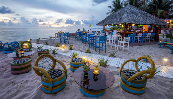 Malibu Beach Bar Of Eden Resort Phú Quốc