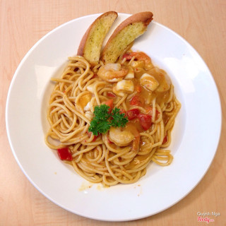 Mỳ ý hải sản sốt tomyum