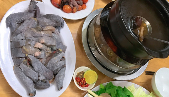 Lẩu Gà Ác