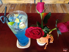 Một m&#243;n mocktails phong c&#225;ch giống Blue Ocean