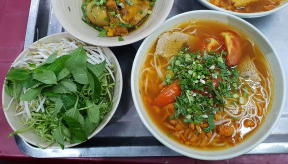 Phố Sáng - Bún Bò & Bún Riêu