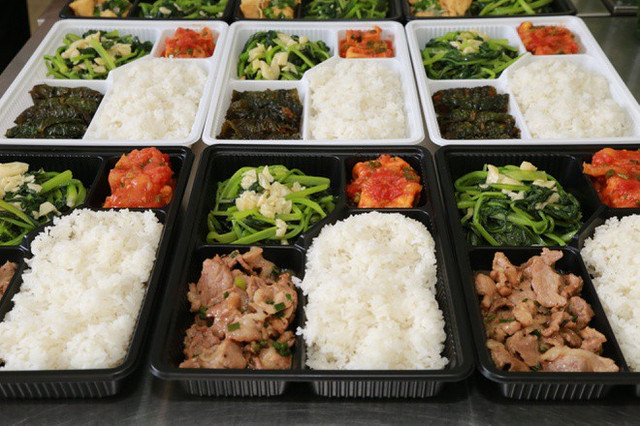 Bếp Maxim - Cơm Trưa Văn Phòng - Đồng Khởi