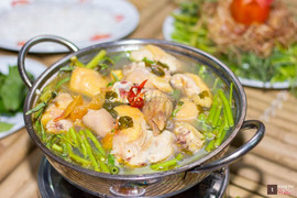 Lẩu g&#224; 350k