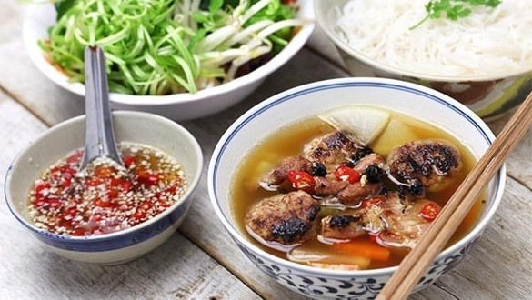 Phở Tuấn Văn Miếu