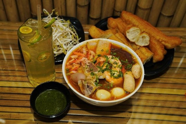 Bánh Canh Ghẹ Quận Nhất - Cơ Sở 2 - Hoàng Hoa Thám