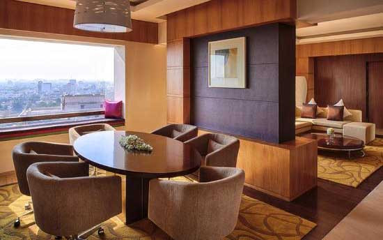 Khách Sạn Blue Moon - Cầu Gỗ