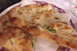 Bánh naan tỏi