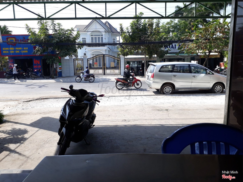 Chỗ để xe trước qu&#225;n