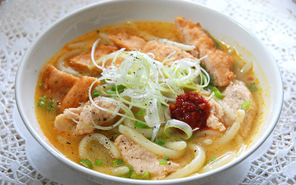 Bánh Canh Chả Cá