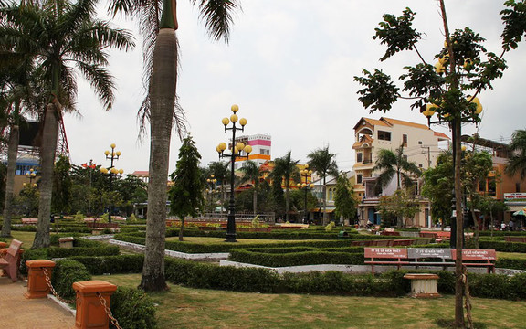 Công Viên 30 Tháng 4