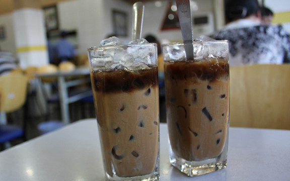 Cafe Vườn Chim Gia Triệu