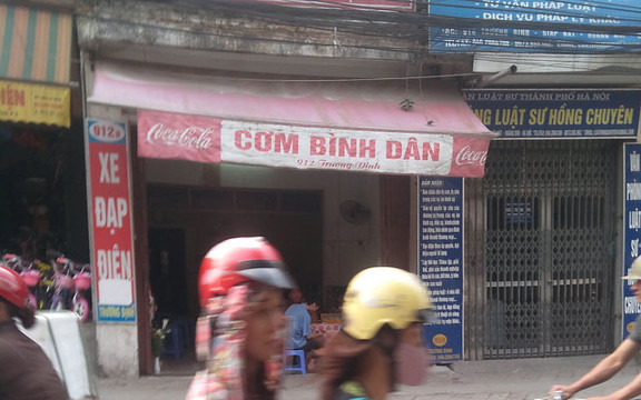 Cơm Bình Dân - Trương Định