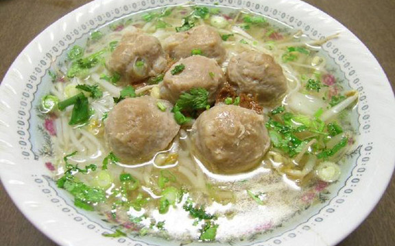 Hủ Tiếu Bò Viên - Cầu Trần Khánh Dư