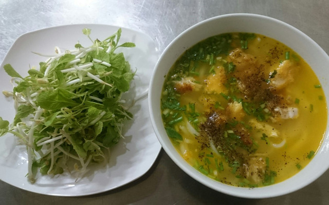 Dì Hẹ - Bánh Canh Cá Lóc