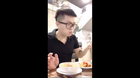 Ăn ngập mặt :)))