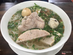 bún mọc giò heo