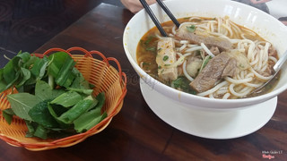 Bun bo tai & Cha 55k