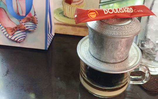 Chi Cafe - Phạm Huy Thông