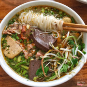 Bún bò Huế