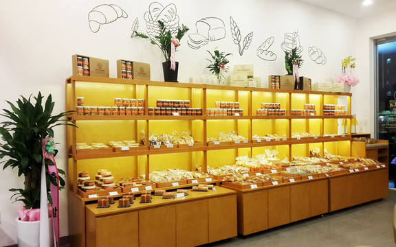 Adela Bakery - Trần Nhân Tông