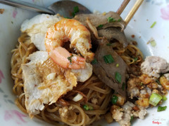 hủ tiếu nam vang khô